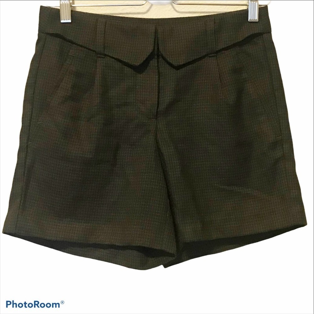 DRESSY Plaid Shorts Womens Size 0 Gap‎ Black & Brown Check Cool Weather Shorts